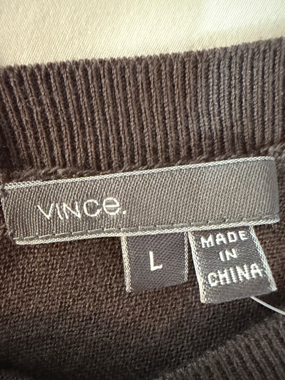 Vince NWT  Mocha Sz L Veck Neck Back  Pullover Sweater $245